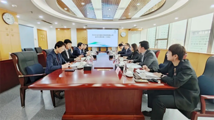 白忠泉董事長與中國旅游集團黨委委員、副總經理簡易會談 共商國內旅游經營服務發展